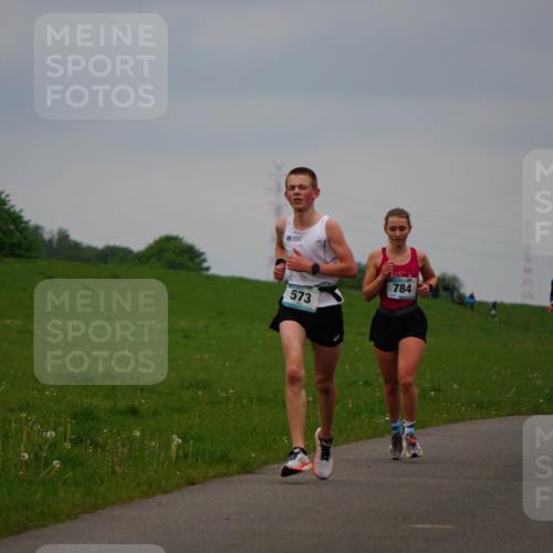 05.05.2024 - 7. Wedeler Halbmarathon Fuchs,  Jonas http://msf.ph/oto/6232778 05.05.2024 11:13:09 Laufen 573, 784, 742 meine-sportfotos.de