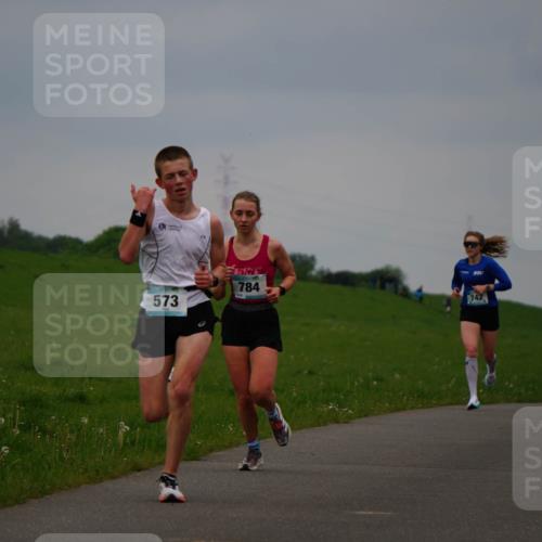 05.05.2024 - 7. Wedeler Halbmarathon Fuchs,  Jonas http://msf.ph/oto/6232789 05.05.2024 11:13:10 Laufen 573, 784, 742 meine-sportfotos.de