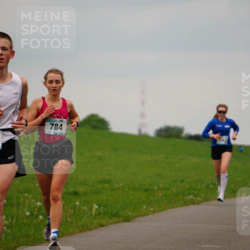 05.05.2024 - 7. Wedeler Halbmarathon Fuchs,  Jonas http://msf.ph/oto/6232802 05.05.2024 11:13:12 Laufen 573, 784 meine-sportfotos.de