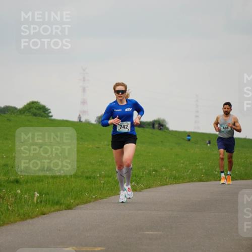 05.05.2024 - 7. Wedeler Halbmarathon Fuchs,  Jonas http://msf.ph/oto/6232809 05.05.2024 11:13:14 Laufen 742, 488, 444 meine-sportfotos.de