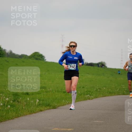 05.05.2024 - 7. Wedeler Halbmarathon Fuchs,  Jonas http://msf.ph/oto/6232816 05.05.2024 11:13:15 Laufen 742, 488, 444 meine-sportfotos.de