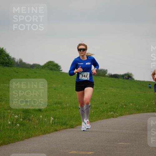 05.05.2024 - 7. Wedeler Halbmarathon Fuchs,  Jonas http://msf.ph/oto/6232820 05.05.2024 11:13:16 Laufen 742, 488 meine-sportfotos.de