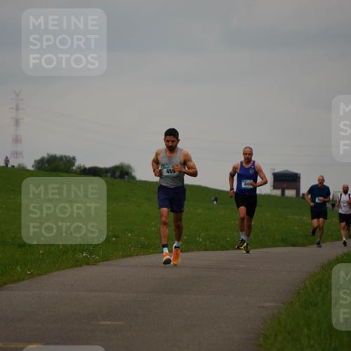 05.05.2024 - 7. Wedeler Halbmarathon Fuchs,  Jonas http://msf.ph/oto/6232824 05.05.2024 11:13:17 Laufen 42, 488, 44 meine-sportfotos.de