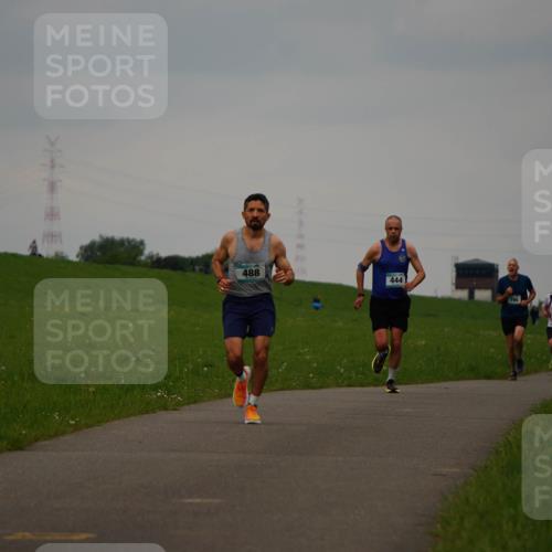 05.05.2024 - 7. Wedeler Halbmarathon Fuchs,  Jonas http://msf.ph/oto/6232834 05.05.2024 11:13:18 Laufen 488, 444, 795, 917 meine-sportfotos.de