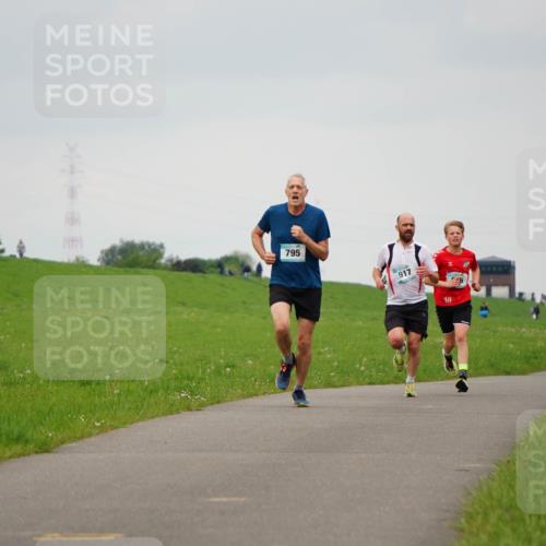 05.05.2024 - 7. Wedeler Halbmarathon Fuchs,  Jonas http://msf.ph/oto/6232881 05.05.2024 11:13:30 Laufen 795, 917, 18 meine-sportfotos.de