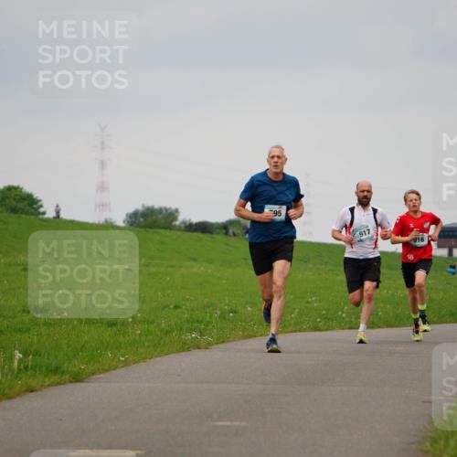 05.05.2024 - 7. Wedeler Halbmarathon Fuchs,  Jonas http://msf.ph/oto/6232886 05.05.2024 11:13:31 Laufen 95, 917, 18, 916 meine-sportfotos.de