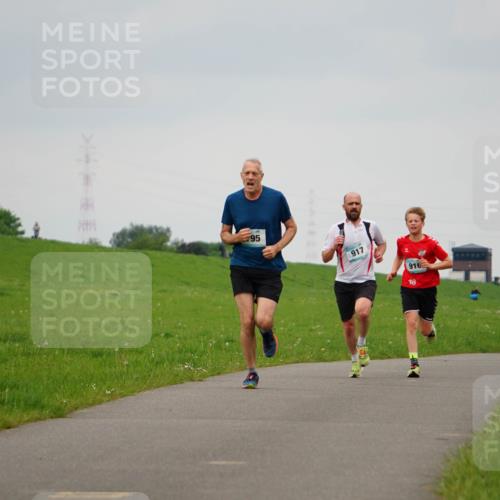 05.05.2024 - 7. Wedeler Halbmarathon Fuchs,  Jonas http://msf.ph/oto/6232890 05.05.2024 11:13:31 Laufen 95, 917, 916, 18 meine-sportfotos.de