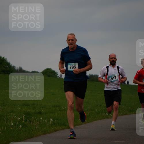 05.05.2024 - 7. Wedeler Halbmarathon Fuchs,  Jonas http://msf.ph/oto/6232894 05.05.2024 11:13:35 Laufen 795, 917, 18 meine-sportfotos.de