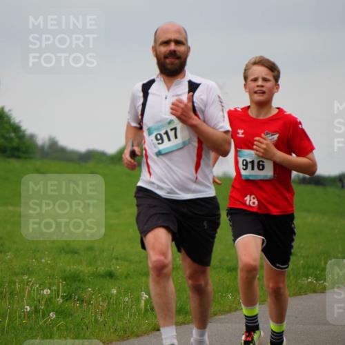 05.05.2024 - 7. Wedeler Halbmarathon Fuchs,  Jonas http://msf.ph/oto/6232918 05.05.2024 11:13:38 Laufen 917, 916, 48 meine-sportfotos.de