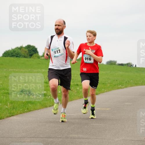 05.05.2024 - 7. Wedeler Halbmarathon Fuchs,  Jonas http://msf.ph/oto/6232922 05.05.2024 11:13:39 Laufen 95, 917, 18, 916 meine-sportfotos.de