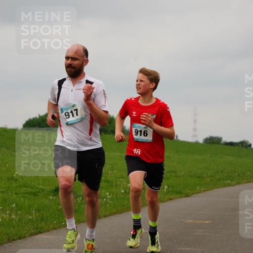 05.05.2024 - 7. Wedeler Halbmarathon Fuchs,  Jonas http://msf.ph/oto/6232928 05.05.2024 11:13:40 Laufen 917, 916, 18 meine-sportfotos.de