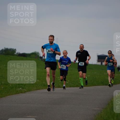 05.05.2024 - 7. Wedeler Halbmarathon Fuchs,  Jonas http://msf.ph/oto/6232952 05.05.2024 11:13:59 Laufen 109, 06 meine-sportfotos.de