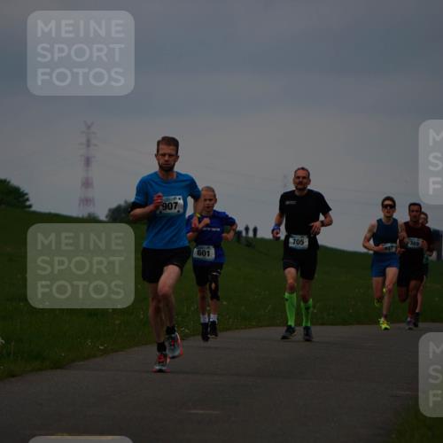 05.05.2024 - 7. Wedeler Halbmarathon Fuchs,  Jonas http://msf.ph/oto/6232965 05.05.2024 11:14:02 Laufen 907, 601, 369, 705 meine-sportfotos.de