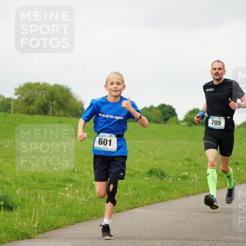 05.05.2024 - 7. Wedeler Halbmarathon Fuchs,  Jonas http://msf.ph/oto/6232987 05.05.2024 11:14:10 Laufen 705, 37, 369, 601 meine-sportfotos.de