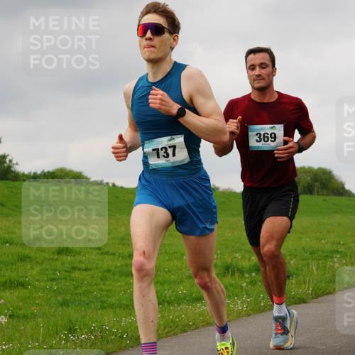 05.05.2024 - 7. Wedeler Halbmarathon Fuchs,  Jonas http://msf.ph/oto/6233010 05.05.2024 11:14:15 Laufen 737, 369 meine-sportfotos.de