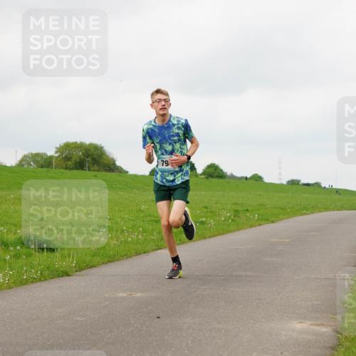05.05.2024 - 7. Wedeler Halbmarathon Fuchs,  Jonas http://msf.ph/oto/6233024 05.05.2024 11:14:18 Laufen 79 meine-sportfotos.de