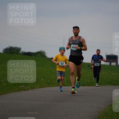 05.05.2024 - 7. Wedeler Halbmarathon Fuchs,  Jonas http://msf.ph/oto/6233059 05.05.2024 11:14:26 Laufen 64 meine-sportfotos.de