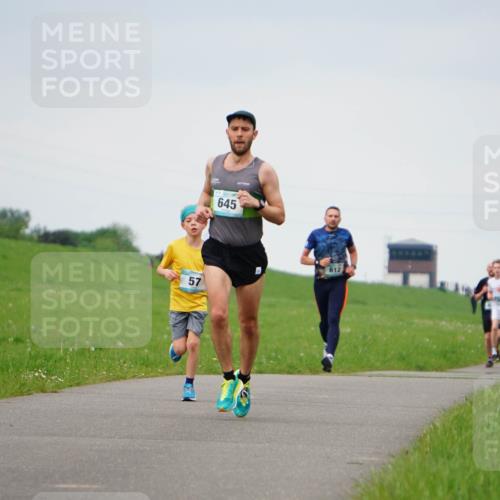 05.05.2024 - 7. Wedeler Halbmarathon Fuchs,  Jonas http://msf.ph/oto/6233064 05.05.2024 11:14:27 Laufen 645, 57, 612 meine-sportfotos.de