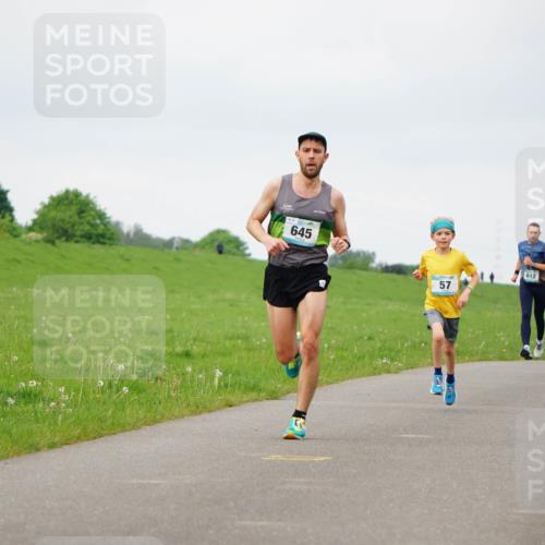 05.05.2024 - 7. Wedeler Halbmarathon Fuchs,  Jonas http://msf.ph/oto/6233071 05.05.2024 11:14:30 Laufen 645, 57, 612 meine-sportfotos.de