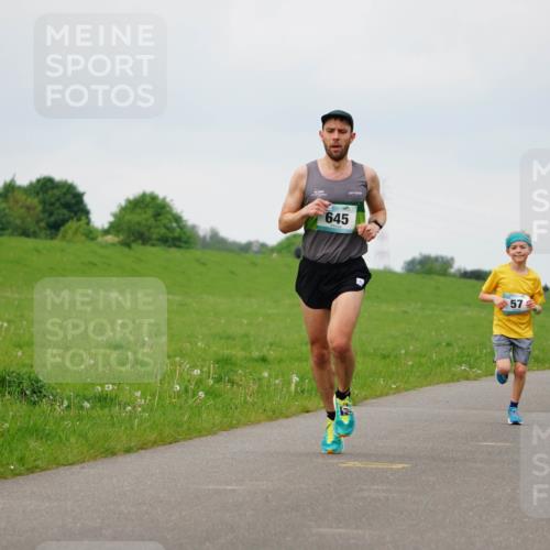 05.05.2024 - 7. Wedeler Halbmarathon Fuchs,  Jonas http://msf.ph/oto/6233075 05.05.2024 11:14:30 Laufen 645, 57, 612 meine-sportfotos.de