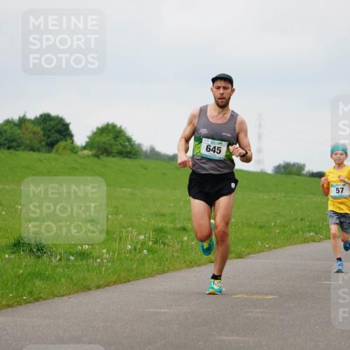 05.05.2024 - 7. Wedeler Halbmarathon Fuchs,  Jonas http://msf.ph/oto/6233077 05.05.2024 11:14:31 Laufen 645, 57, 612 meine-sportfotos.de