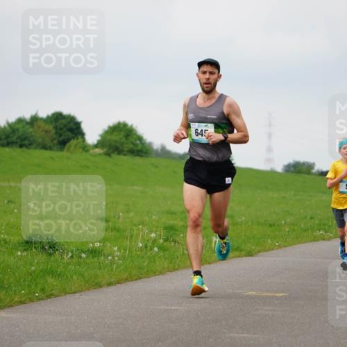05.05.2024 - 7. Wedeler Halbmarathon Fuchs,  Jonas http://msf.ph/oto/6233079 05.05.2024 11:14:31 Laufen 88, 645, 57, 612 meine-sportfotos.de
