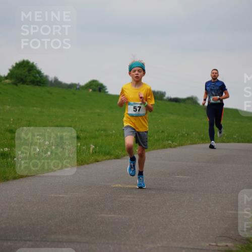 05.05.2024 - 7. Wedeler Halbmarathon Fuchs,  Jonas http://msf.ph/oto/6233087 05.05.2024 11:14:33 Laufen 45, 57 meine-sportfotos.de