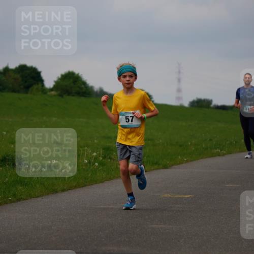 05.05.2024 - 7. Wedeler Halbmarathon Fuchs,  Jonas http://msf.ph/oto/6233094 05.05.2024 11:14:34 Laufen 57 meine-sportfotos.de