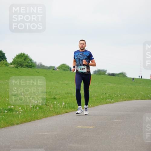 05.05.2024 - 7. Wedeler Halbmarathon Fuchs,  Jonas http://msf.ph/oto/6233110 05.05.2024 11:14:37 Laufen 612 meine-sportfotos.de