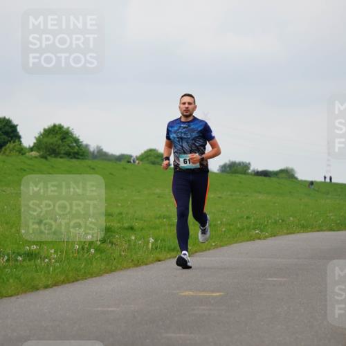 05.05.2024 - 7. Wedeler Halbmarathon Fuchs,  Jonas http://msf.ph/oto/6233111 05.05.2024 11:14:37 Laufen 61, 82 meine-sportfotos.de
