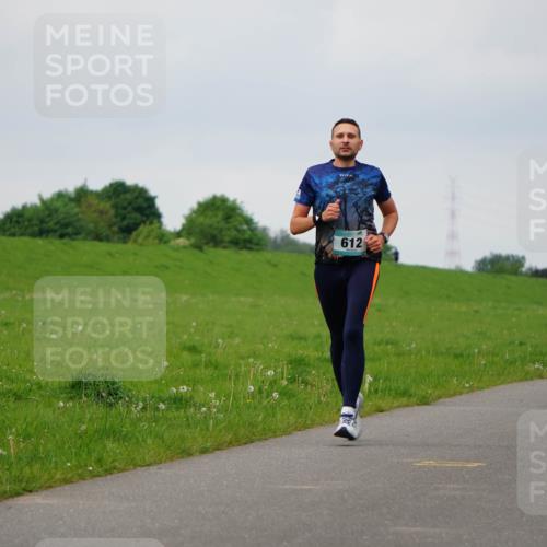 05.05.2024 - 7. Wedeler Halbmarathon Fuchs,  Jonas http://msf.ph/oto/6233119 05.05.2024 11:14:38 Laufen 612 meine-sportfotos.de