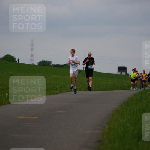 05.05.2024 - 7. Wedeler Halbmarathon Fuchs,  Jonas http://msf.ph/oto/6233139 05.05.2024 11:14:42 Laufen  meine-sportfotos.de