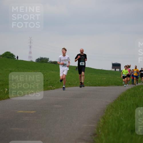 05.05.2024 - 7. Wedeler Halbmarathon Fuchs,  Jonas http://msf.ph/oto/6233144 05.05.2024 11:14:43 Laufen  meine-sportfotos.de