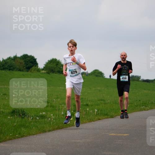 05.05.2024 - 7. Wedeler Halbmarathon Fuchs,  Jonas http://msf.ph/oto/6233183 05.05.2024 11:14:48 Laufen 829, 458 meine-sportfotos.de