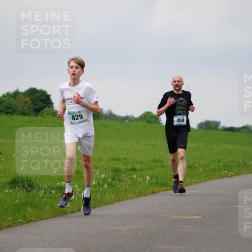 05.05.2024 - 7. Wedeler Halbmarathon Fuchs,  Jonas http://msf.ph/oto/6233189 05.05.2024 11:14:49 Laufen 829, 458 meine-sportfotos.de
