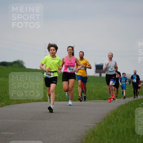 05.05.2024 - 7. Wedeler Halbmarathon Fuchs,  Jonas http://msf.ph/oto/6233211 05.05.2024 11:14:54 Laufen 846, 524 meine-sportfotos.de