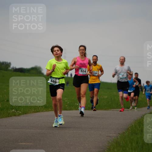 05.05.2024 - 7. Wedeler Halbmarathon Fuchs,  Jonas http://msf.ph/oto/6233221 05.05.2024 11:14:55 Laufen 846, 524, 77 meine-sportfotos.de