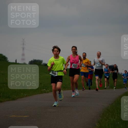 05.05.2024 - 7. Wedeler Halbmarathon Fuchs,  Jonas http://msf.ph/oto/6233226 05.05.2024 11:14:57 Laufen 846, 199, 524, 192 meine-sportfotos.de
