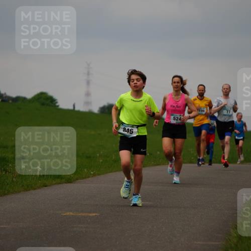 05.05.2024 - 7. Wedeler Halbmarathon Fuchs,  Jonas http://msf.ph/oto/6233234 05.05.2024 11:14:58 Laufen 846, 524, 199 meine-sportfotos.de