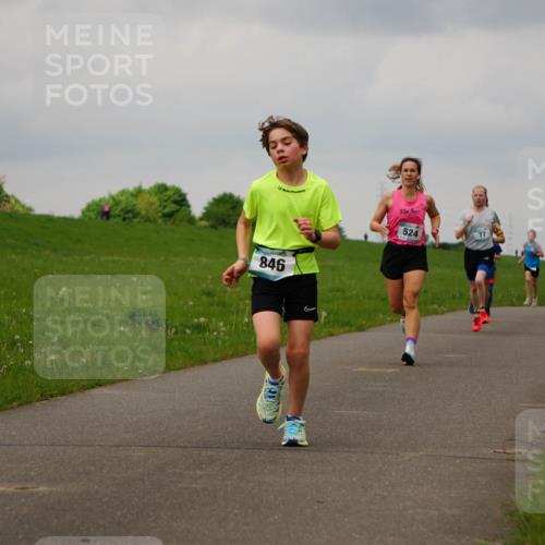 05.05.2024 - 7. Wedeler Halbmarathon Fuchs,  Jonas http://msf.ph/oto/6233251 05.05.2024 11:15:01 Laufen 846, 524 meine-sportfotos.de