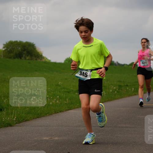 05.05.2024 - 7. Wedeler Halbmarathon Fuchs,  Jonas http://msf.ph/oto/6233259 05.05.2024 11:15:02 Laufen 846, 524 meine-sportfotos.de