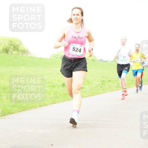 05.05.2024 - 7. Wedeler Halbmarathon Fuchs,  Jonas http://msf.ph/oto/6233270 05.05.2024 11:15:04 Laufen 524, 77, 199 meine-sportfotos.de