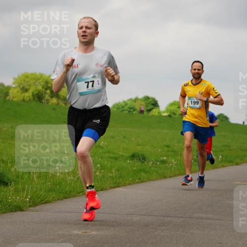 05.05.2024 - 7. Wedeler Halbmarathon Fuchs,  Jonas http://msf.ph/oto/6233284 05.05.2024 11:15:07 Laufen 561, 77, 199 meine-sportfotos.de