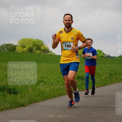 05.05.2024 - 7. Wedeler Halbmarathon Fuchs,  Jonas http://msf.ph/oto/6233292 05.05.2024 11:15:09 Laufen 199 meine-sportfotos.de