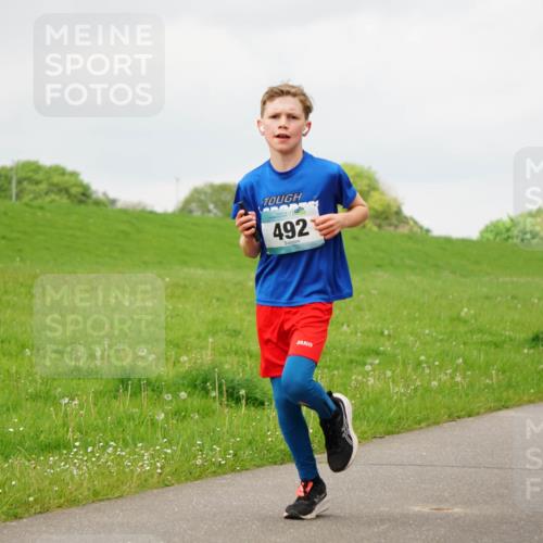 05.05.2024 - 7. Wedeler Halbmarathon Fuchs,  Jonas http://msf.ph/oto/6233302 05.05.2024 11:15:11 Laufen 492 meine-sportfotos.de