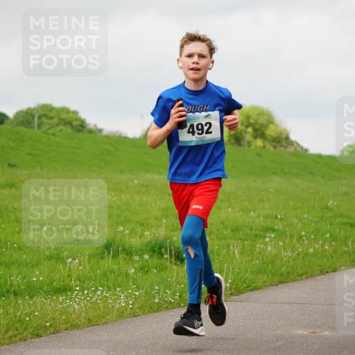 05.05.2024 - 7. Wedeler Halbmarathon Fuchs,  Jonas http://msf.ph/oto/6233303 05.05.2024 11:15:11 Laufen 492 meine-sportfotos.de