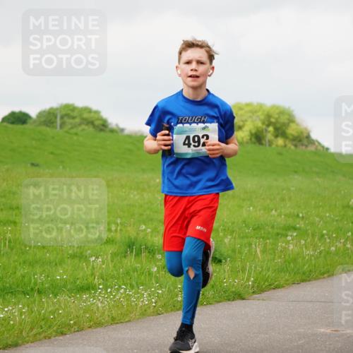 05.05.2024 - 7. Wedeler Halbmarathon Fuchs,  Jonas http://msf.ph/oto/6233304 05.05.2024 11:15:11 Laufen 492 meine-sportfotos.de
