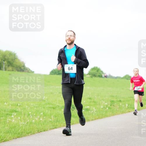 05.05.2024 - 7. Wedeler Halbmarathon Fuchs,  Jonas http://msf.ph/oto/6233359 05.05.2024 11:15:24 Laufen 64, 59, 6022 meine-sportfotos.de