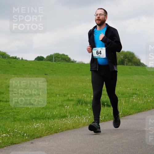 05.05.2024 - 7. Wedeler Halbmarathon Fuchs,  Jonas http://msf.ph/oto/6233367 05.05.2024 11:15:26 Laufen 64, 73 meine-sportfotos.de