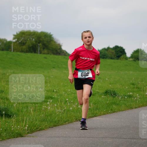 05.05.2024 - 7. Wedeler Halbmarathon Fuchs,  Jonas http://msf.ph/oto/6233372 05.05.2024 11:15:28 Laufen 602 meine-sportfotos.de
